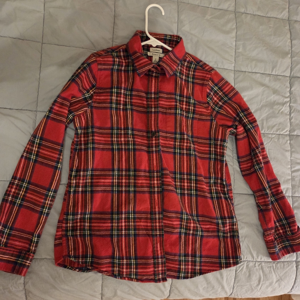 L.L. Bean Women's Small Relaxed Fit Scotch Plaid Flannel Shirt